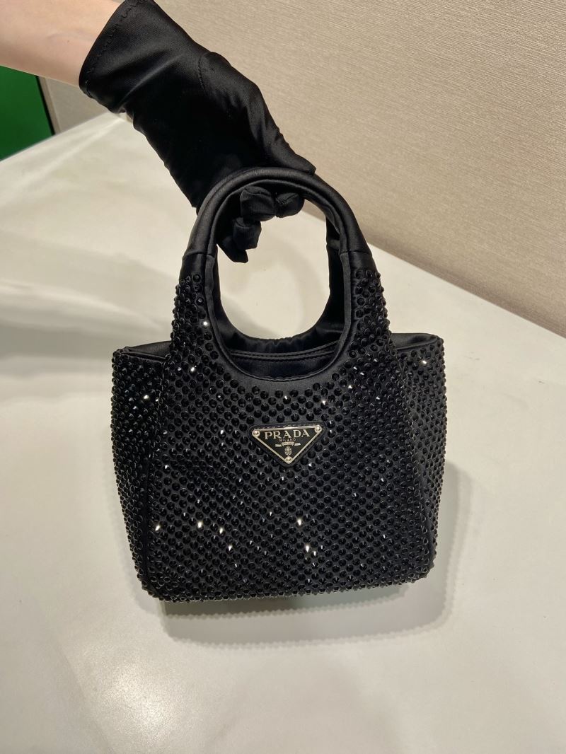 Pra*a bucket bags